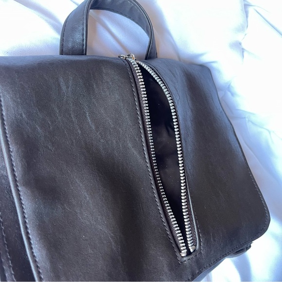 Small backpack / purse 🎱 - Picture 3 of 9